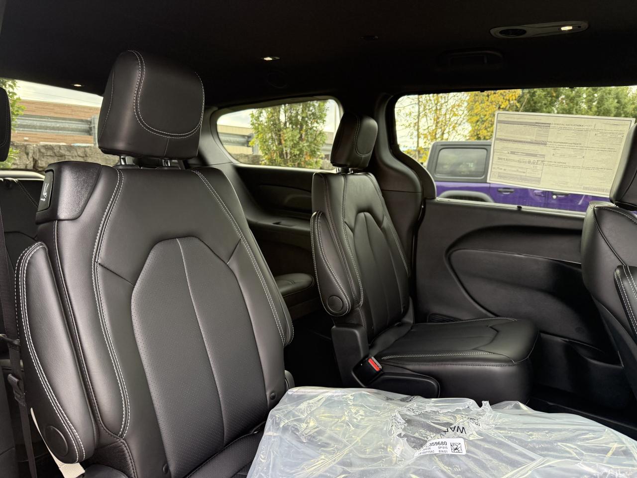 2026 Chrysler Pacifica Select FWD Photo