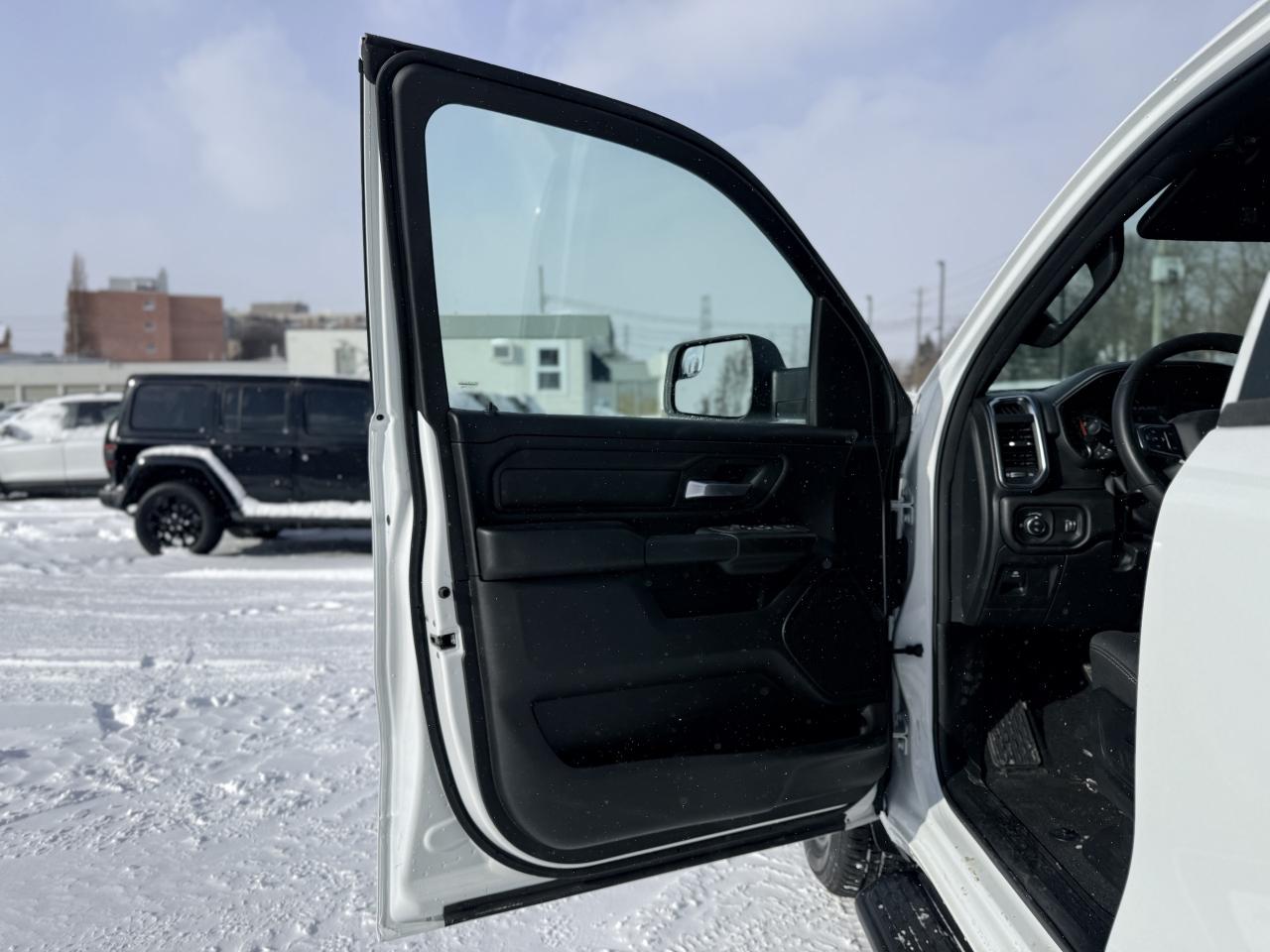 2025 RAM 1500 Tradesman 4x4 Crew Cab 5'7  Box Photo