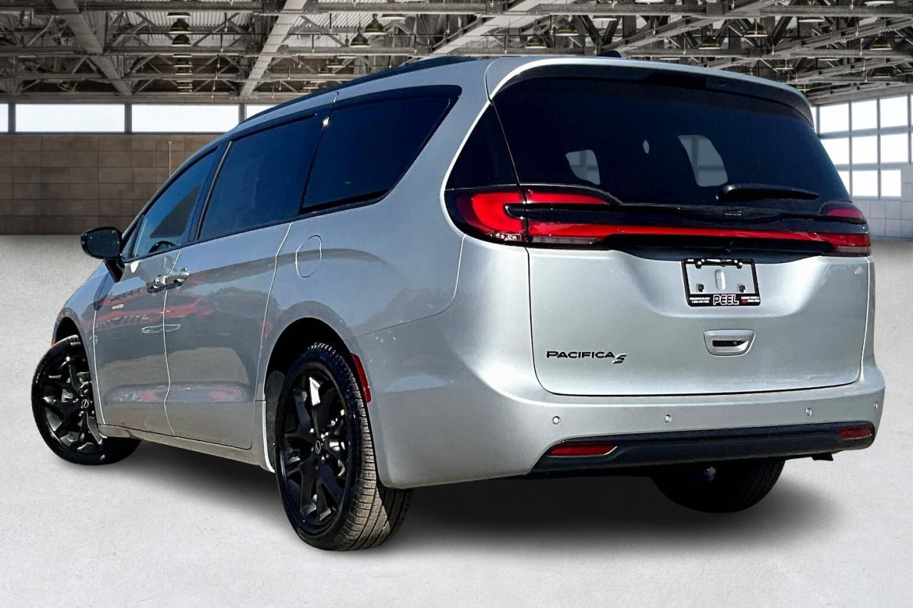 2026 Chrysler Pacifica SELECT AWD | Leather | Sunroof | S APP PKG Photo2