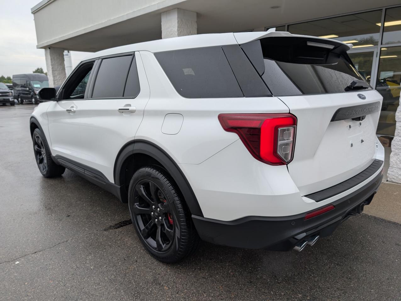 2022 Ford Explorer ST Photo