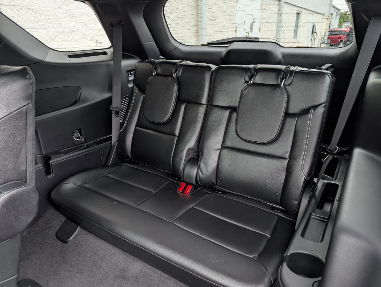 2022 Ford Explorer ST Photo