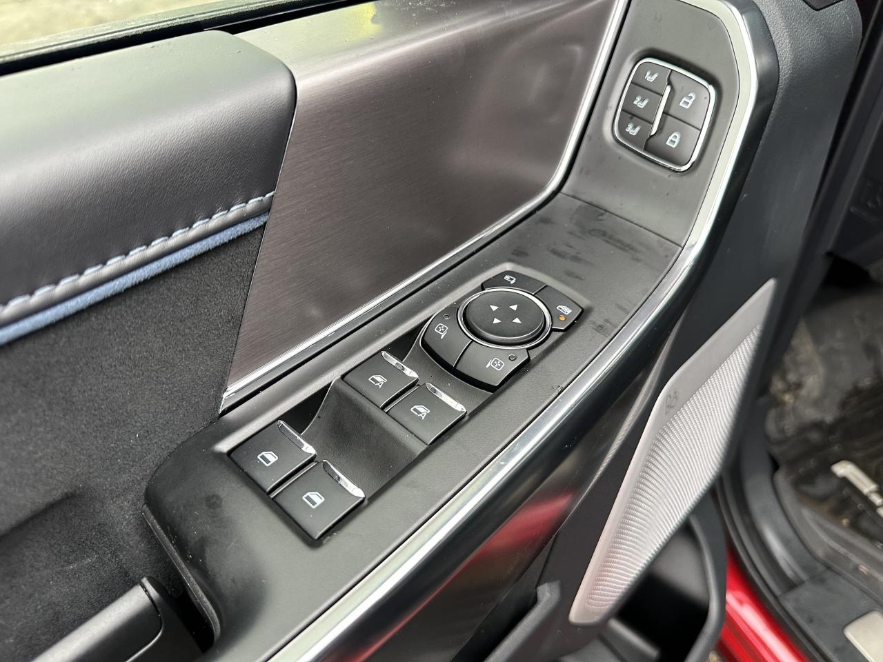 2025 Ford F-150 PLATINUM/HYBRID/EVEN THE COLOUR IS AN OPTION!!!!! Photo