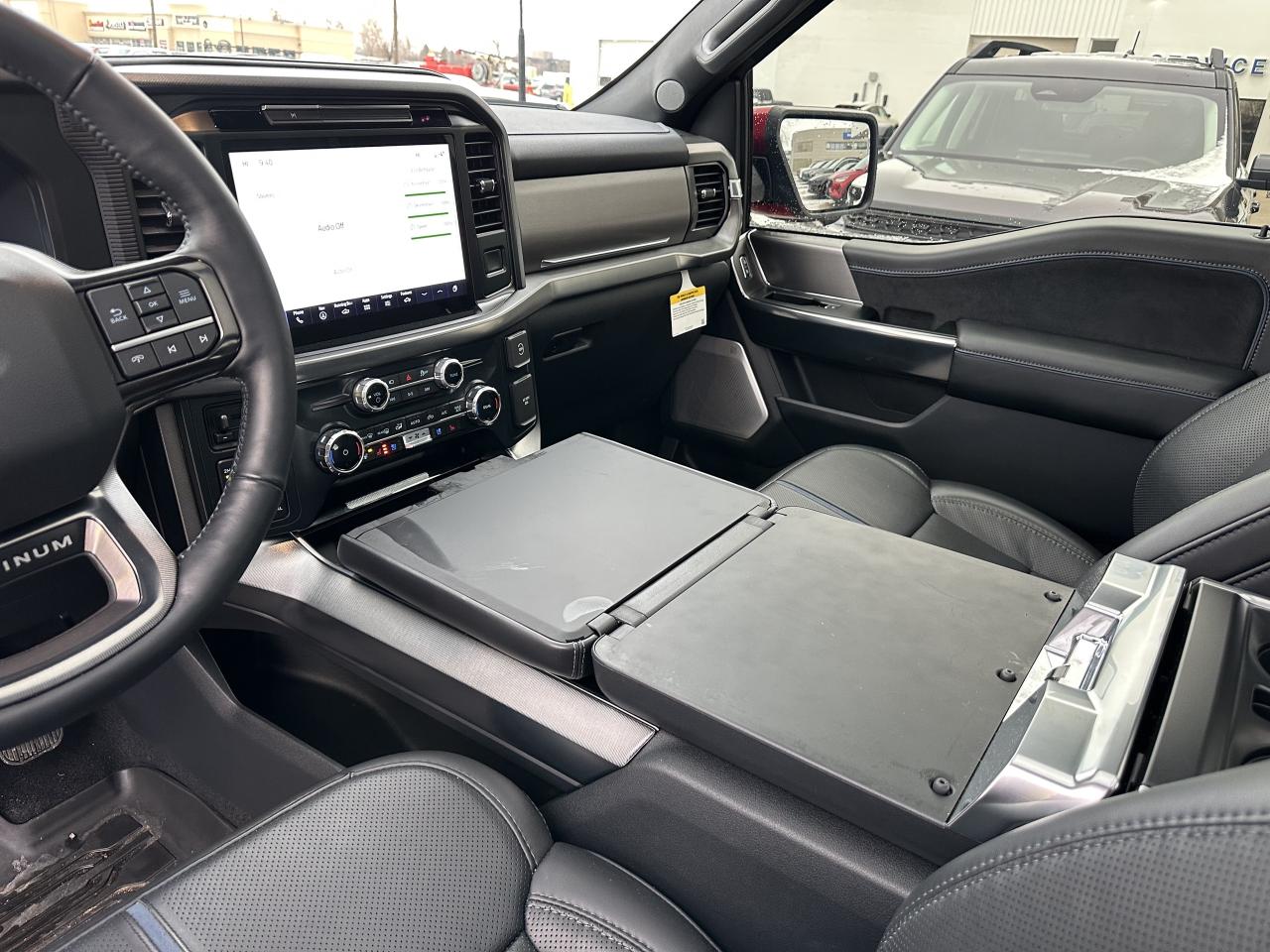 2025 Ford F-150 PLATINUM/HYBRID/EVEN THE COLOUR IS AN OPTION!!!!! Photo