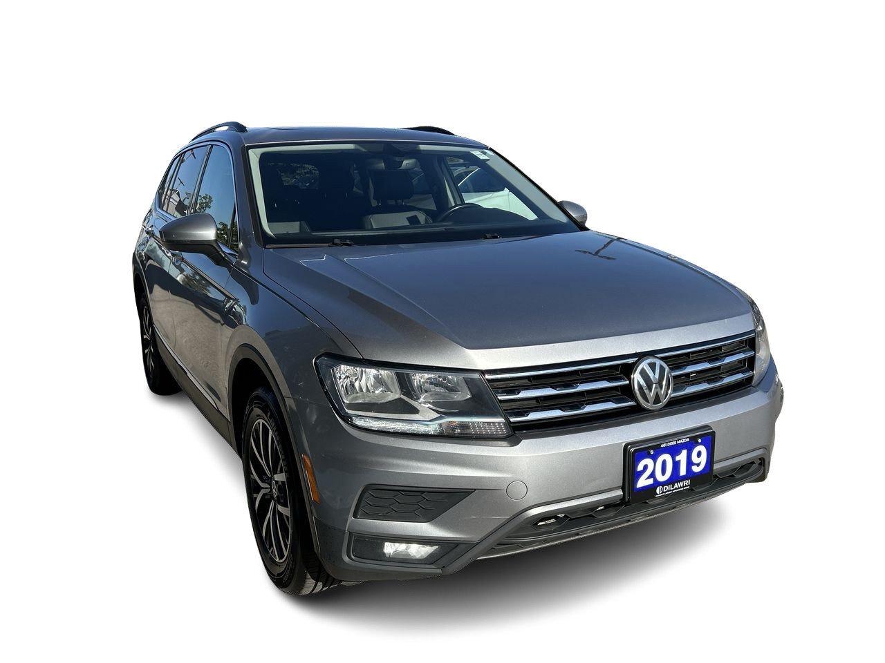 2019 Volkswagen Tiguan Comfortline 2.0T 8sp at w/Tip 4M Standard Rear Vie Photo2