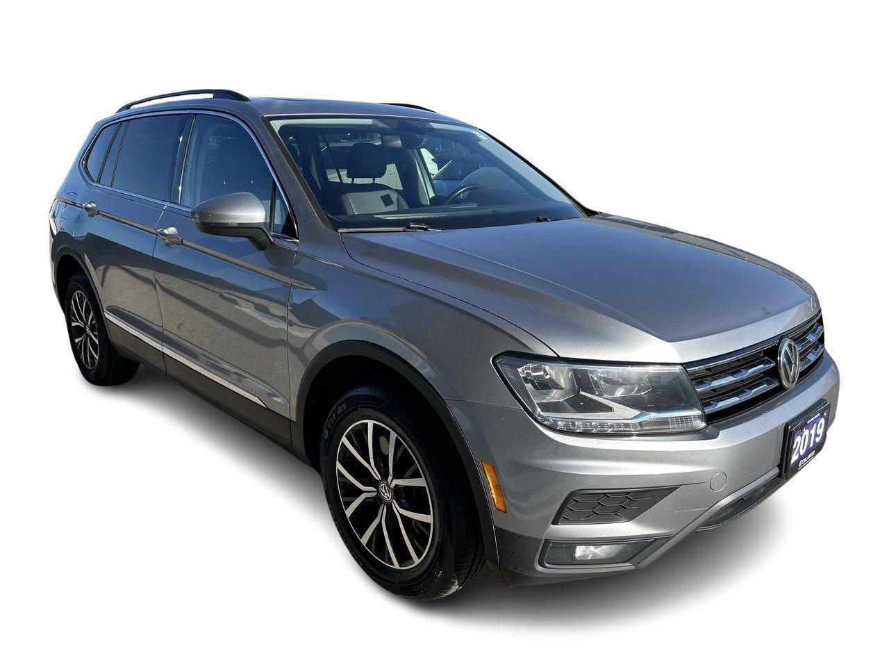 2019 Volkswagen Tiguan Comfortline 2.0T 8sp at w/Tip 4M Standard Rear Vie Photo