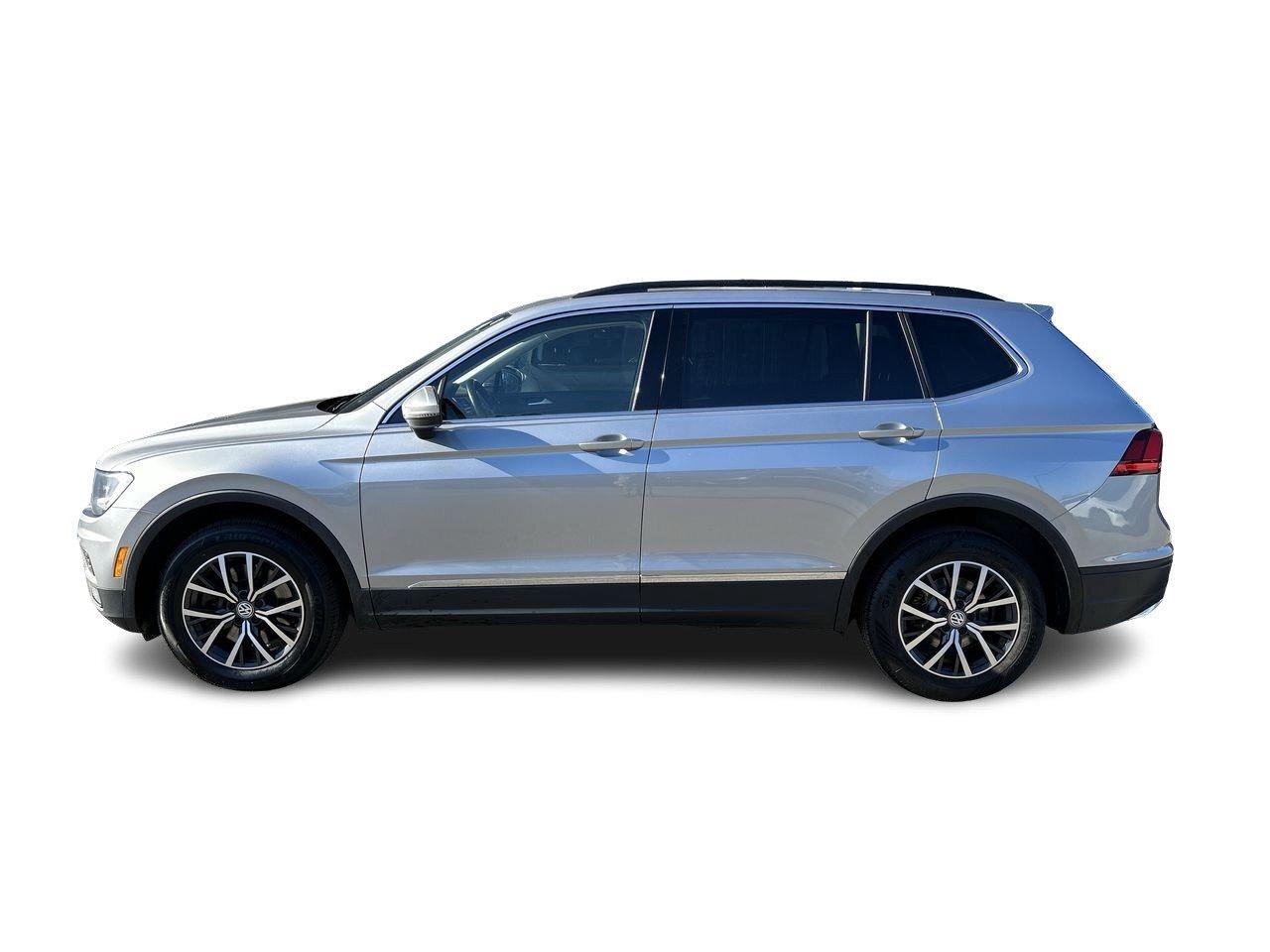 2019 Volkswagen Tiguan Comfortline 2.0T 8sp at w/Tip 4M Standard Rear Vie Photo