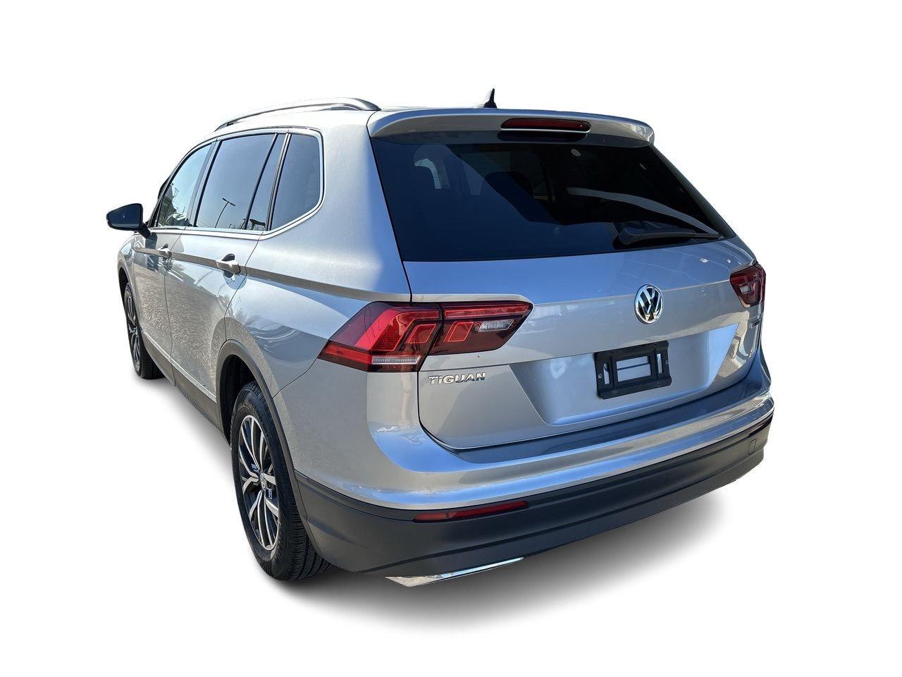 2019 Volkswagen Tiguan Comfortline 2.0T 8sp at w/Tip 4M Standard Rear Vie Photo