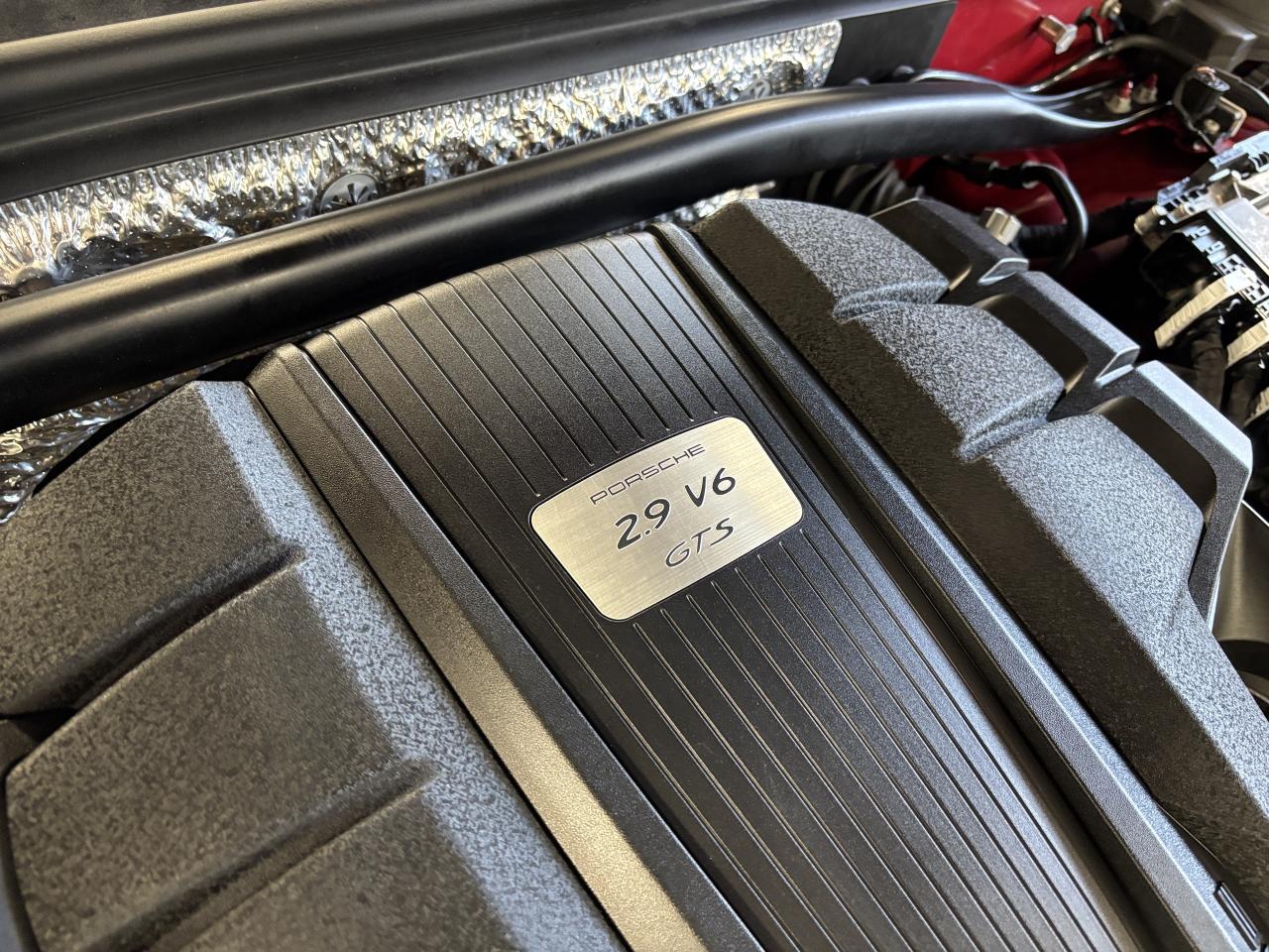 2022 Porsche Macan GTS AWD|NAV|BOSE|PANORAMICROOF|LEATHER|AIRSUSP|+++ - Photo #4