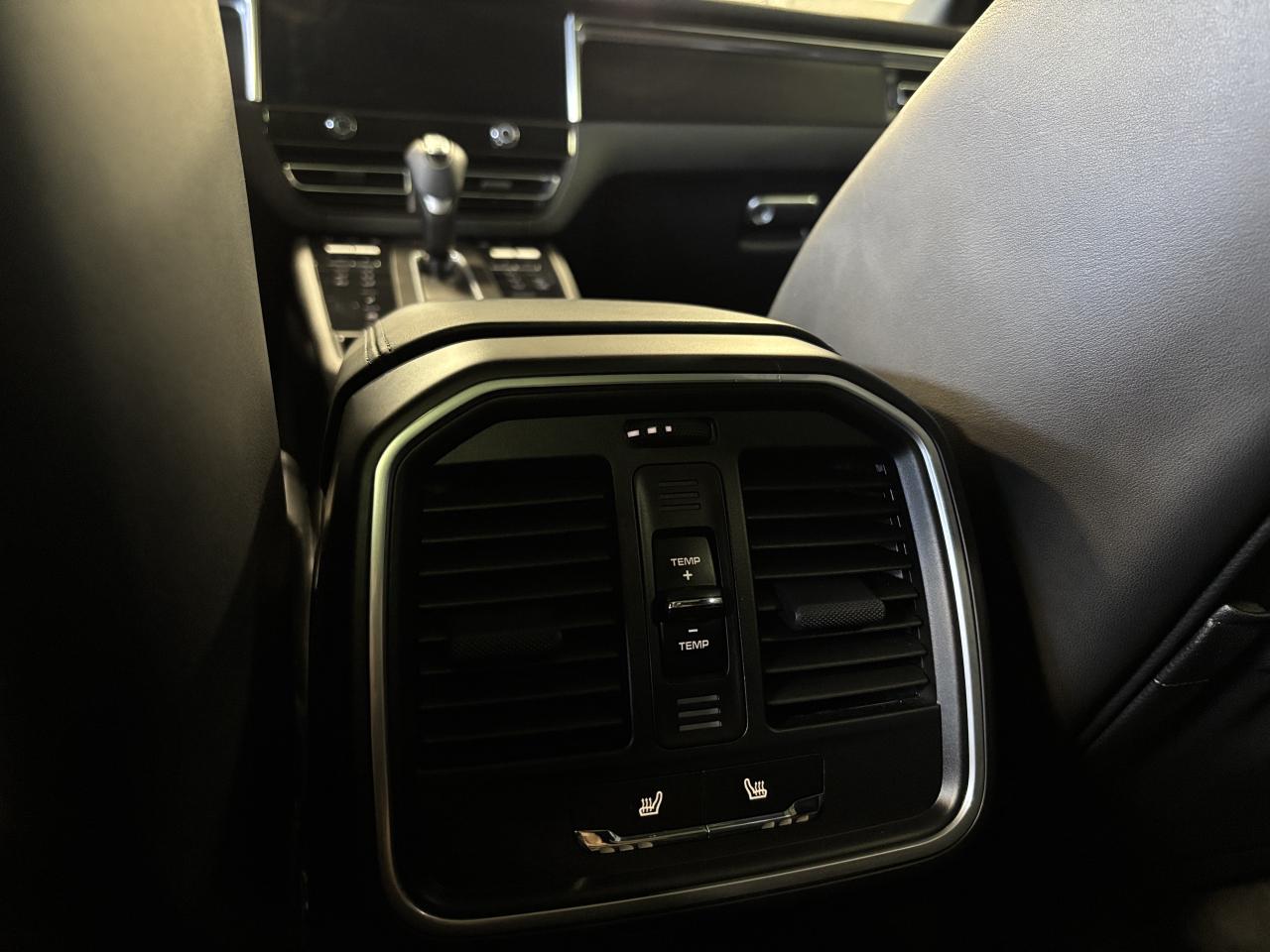 2022 Porsche Macan GTS AWD|NAV|BOSE|PANORAMICROOF|LEATHER|AIRSUSP|+++ - Photo #19