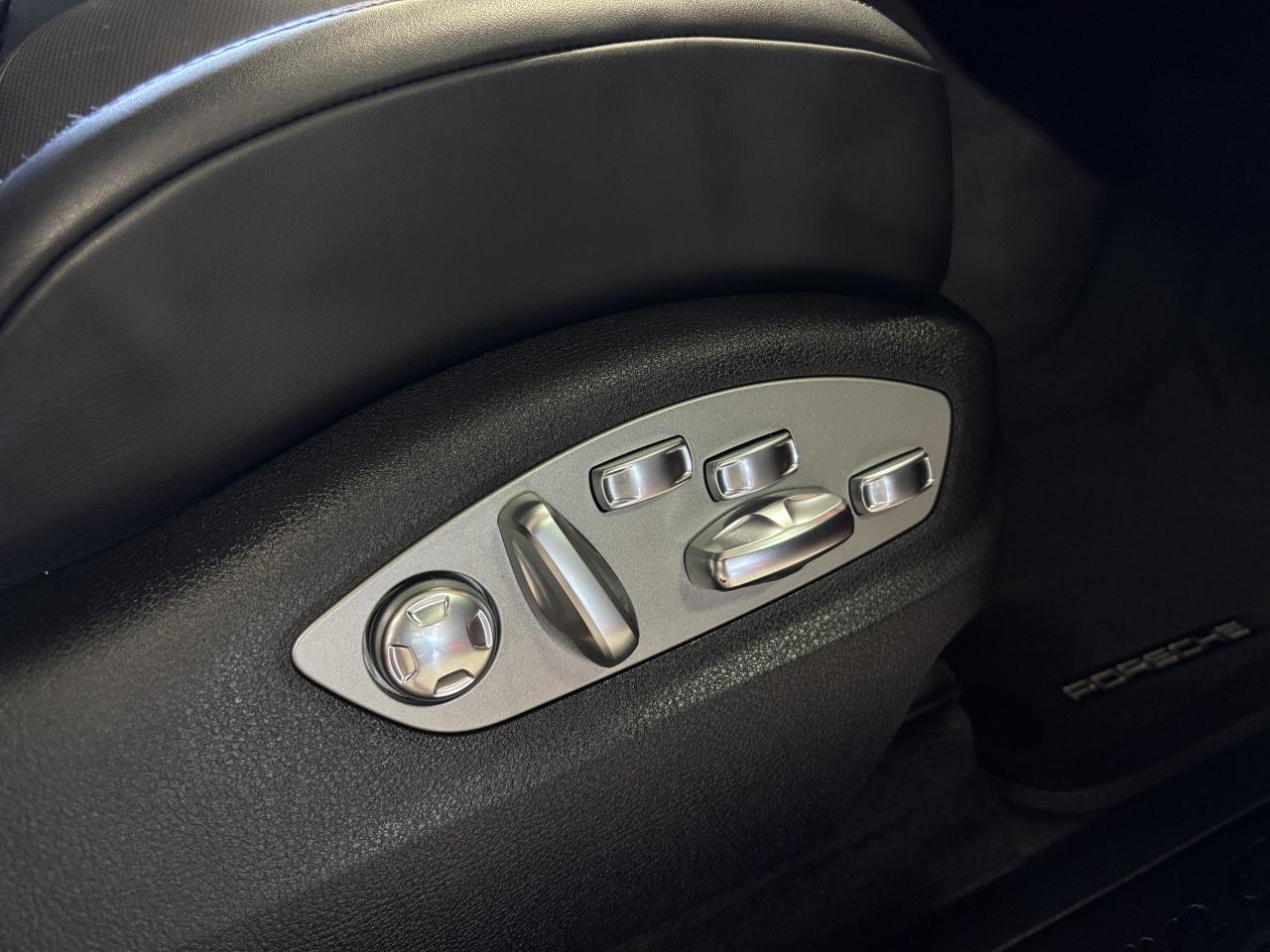 2022 Porsche Macan GTS AWD|NAV|BOSE|PANORAMICROOF|LEATHER|AIRSUSP|+++ - Photo #23