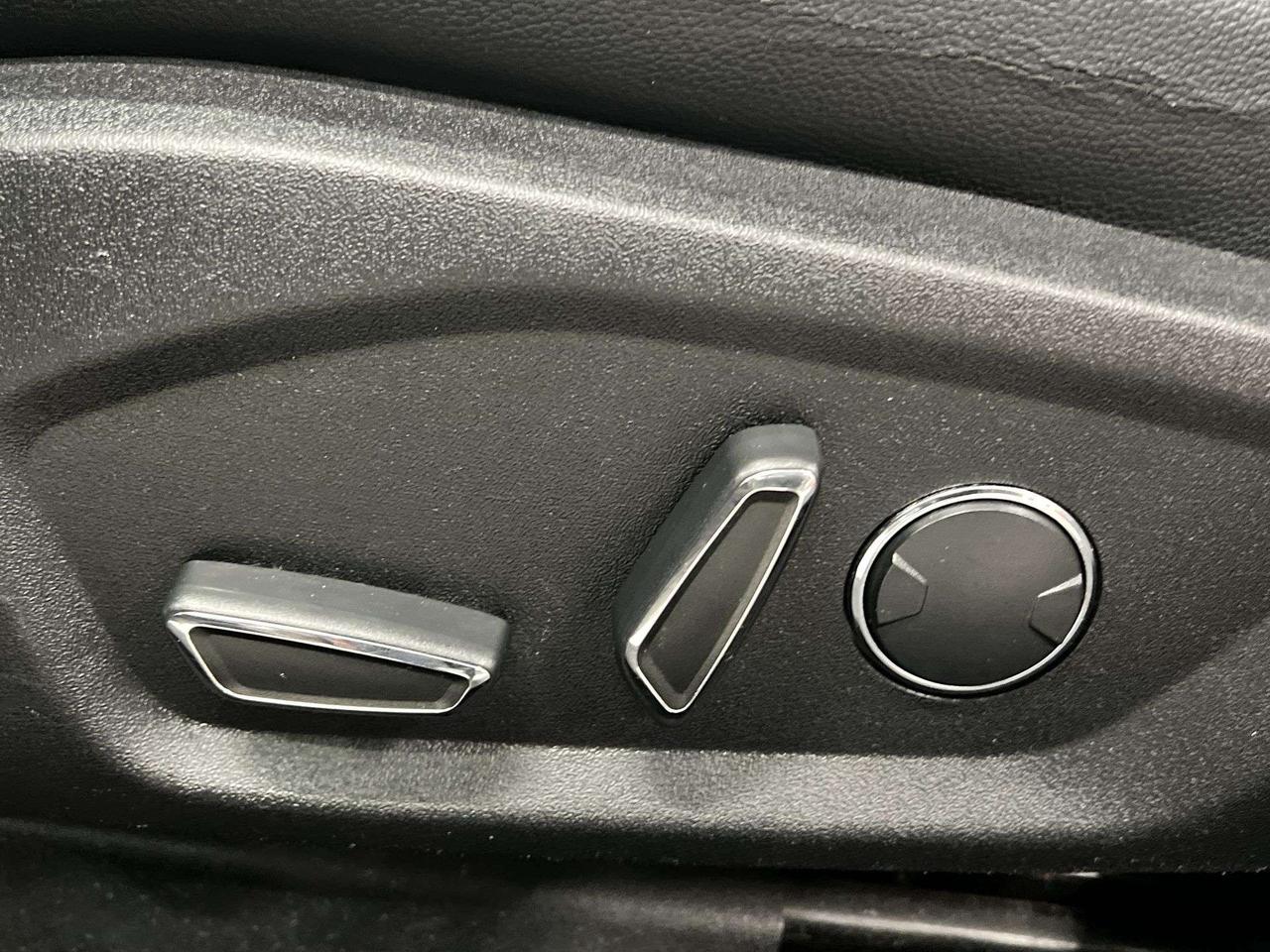 2018 Ford Fusion Energi HYBRID LUXURY | TECH PKG | LEATHER | CARPLAY | NAV Photo