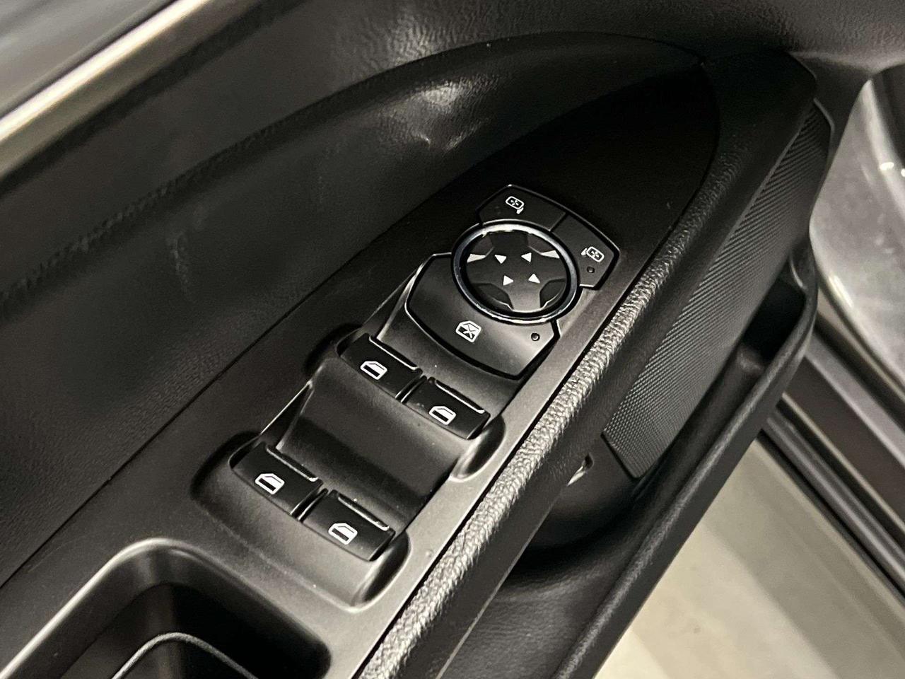 2018 Ford Fusion Energi HYBRID LUXURY | TECH PKG | LEATHER | CARPLAY | NAV Photo