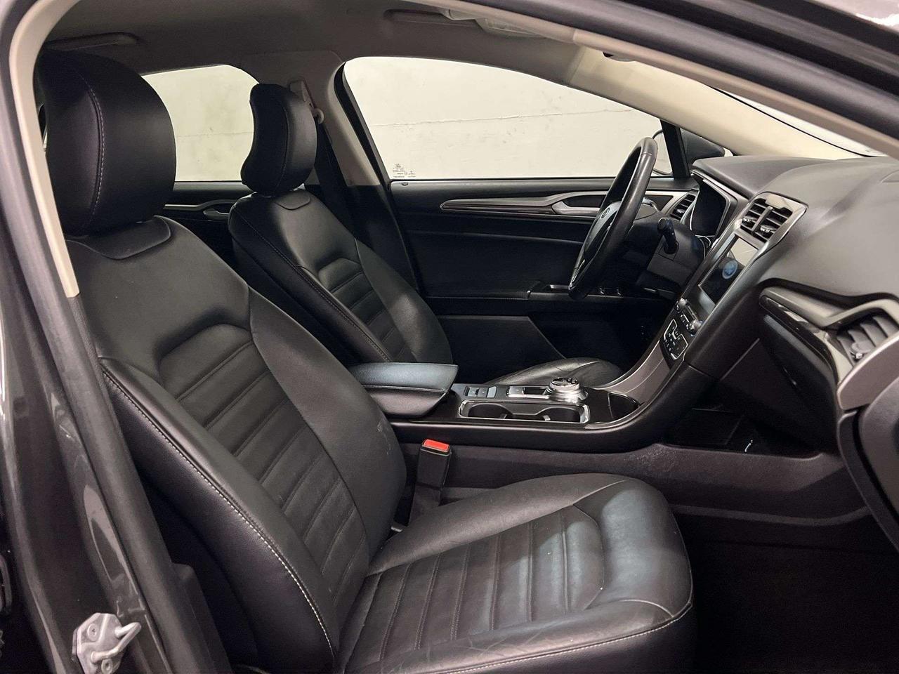 2018 Ford Fusion Energi HYBRID LUXURY | TECH PKG | LEATHER | CARPLAY | NAV Photo