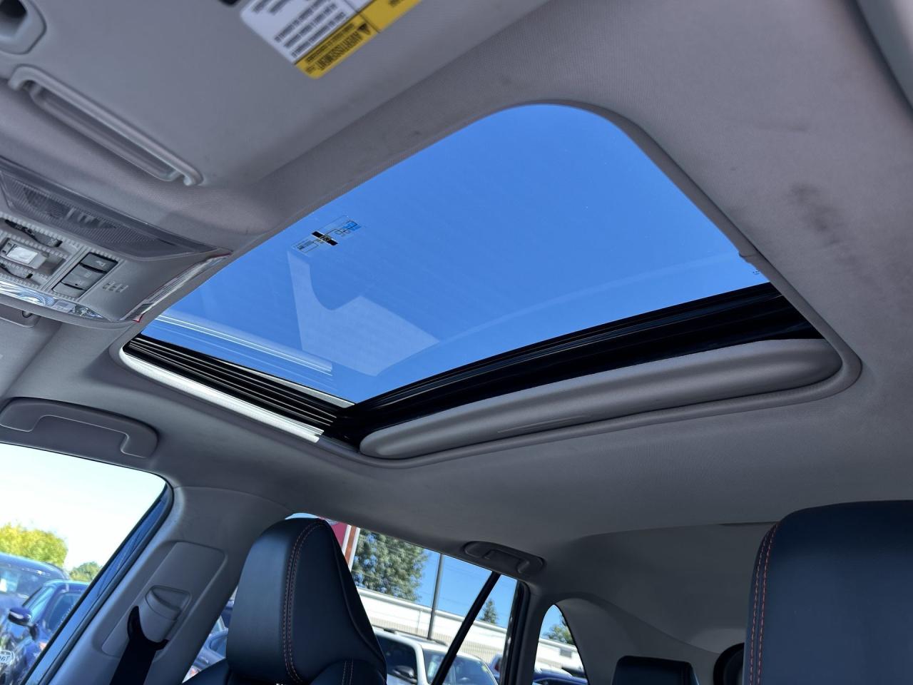 2021 Toyota RAV4 TRAIL AWD | COOLED LEATHER | SUNROOF | 19IN ALLOYS Photo