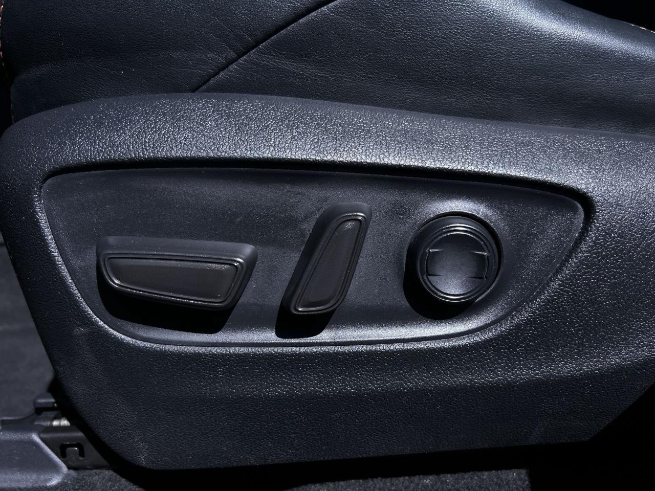 2021 Toyota RAV4 TRAIL AWD | COOLED LEATHER | SUNROOF | 19IN ALLOYS Photo