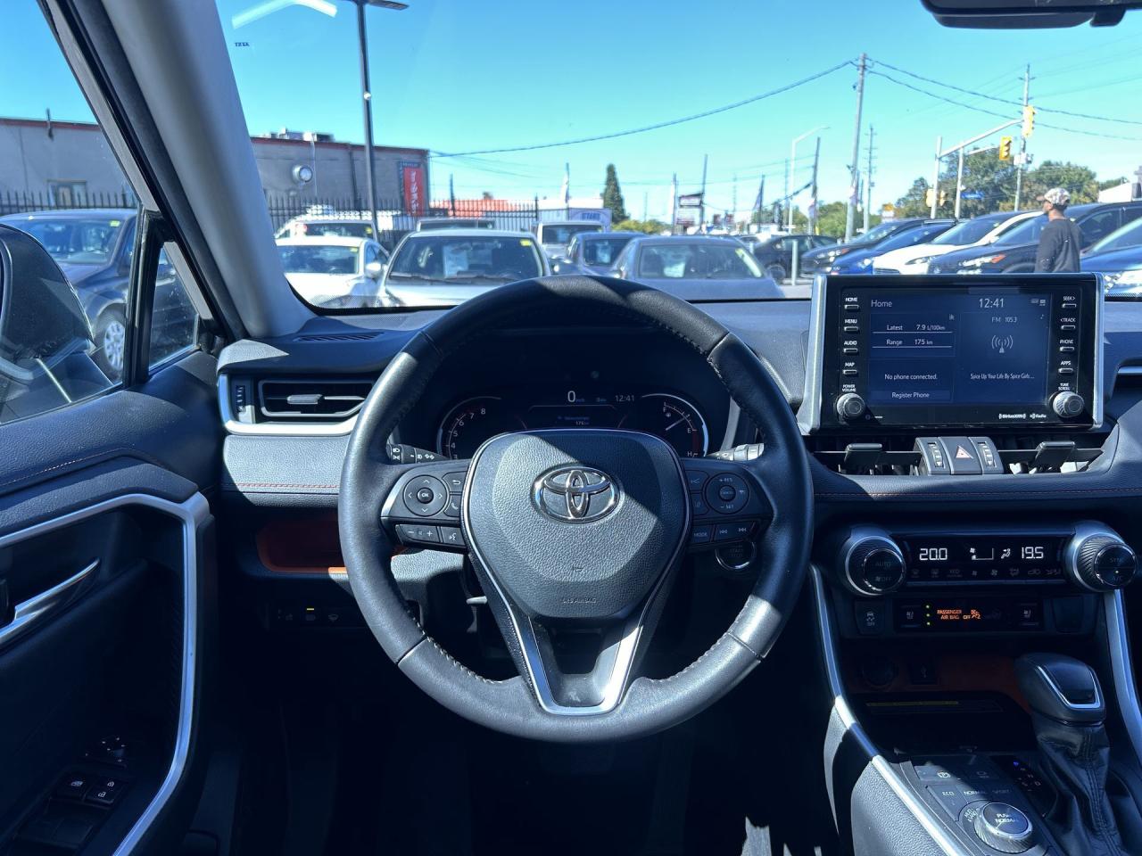 2021 Toyota RAV4 TRAIL AWD | COOLED LEATHER | SUNROOF | 19IN ALLOYS Photo