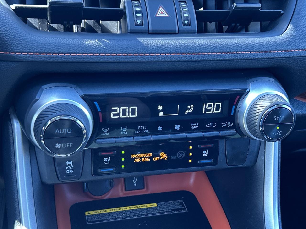 2021 Toyota RAV4 TRAIL AWD | COOLED LEATHER | SUNROOF | 19IN ALLOYS Photo