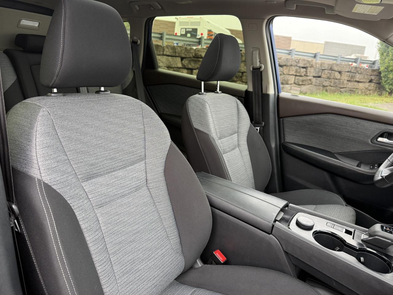 2023 Nissan Rogue AWD SV Moonroof | HEATED SEATS | REMOTE START | Photo