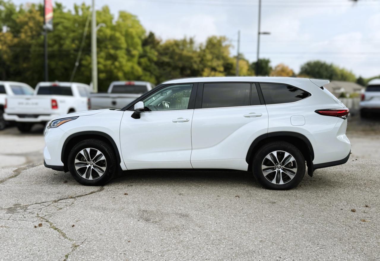 2023 Toyota Highlander LE AWD | BLIND SPOT | HEATED SEATS | Photo