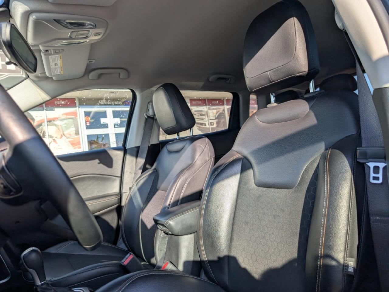 2018 Jeep Compass North  **VERY LOW KMS - COLD WEATH. PKG** Photo