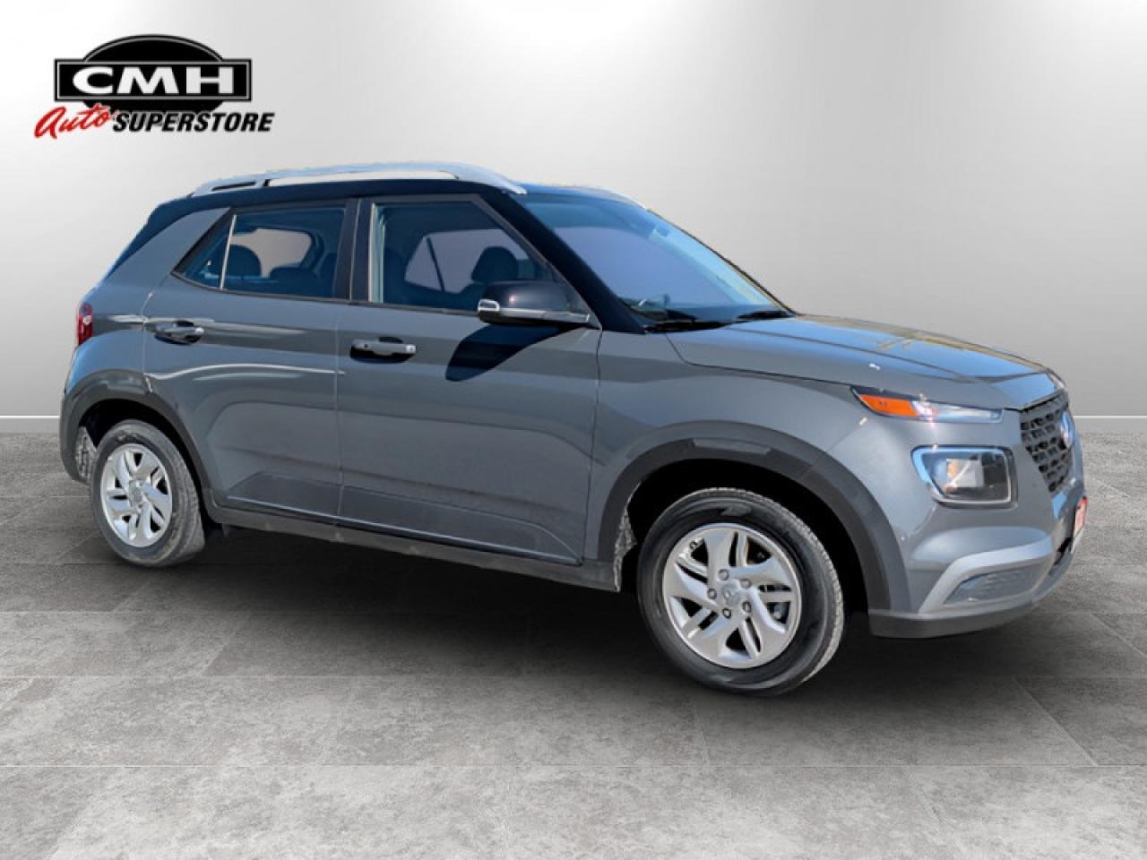 2023 Hyundai Venue Preferred w/Two-Tone  **APPLE-CP - REM START** Photo