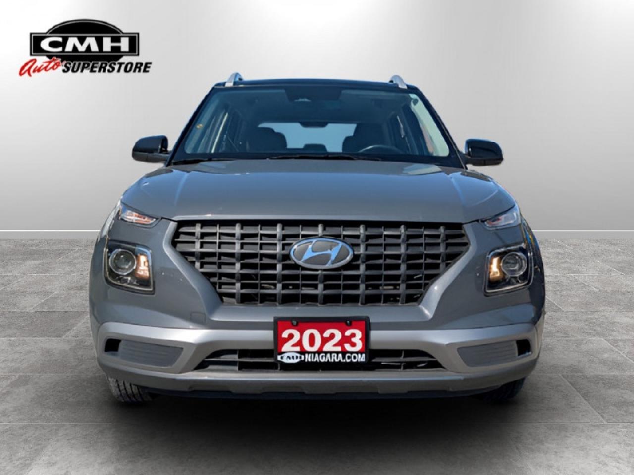 2023 Hyundai Venue Preferred w/Two-Tone  **APPLE-CP - REM START** Photo