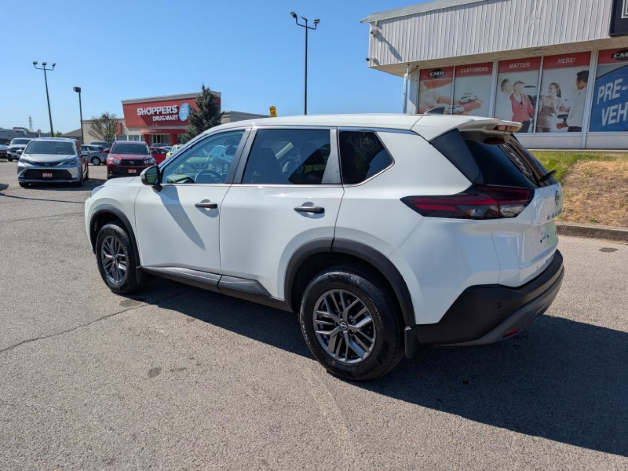 2022 Nissan Rogue S  **CAM - DUAL CLIM CTRL - HTD-SW** Photo2