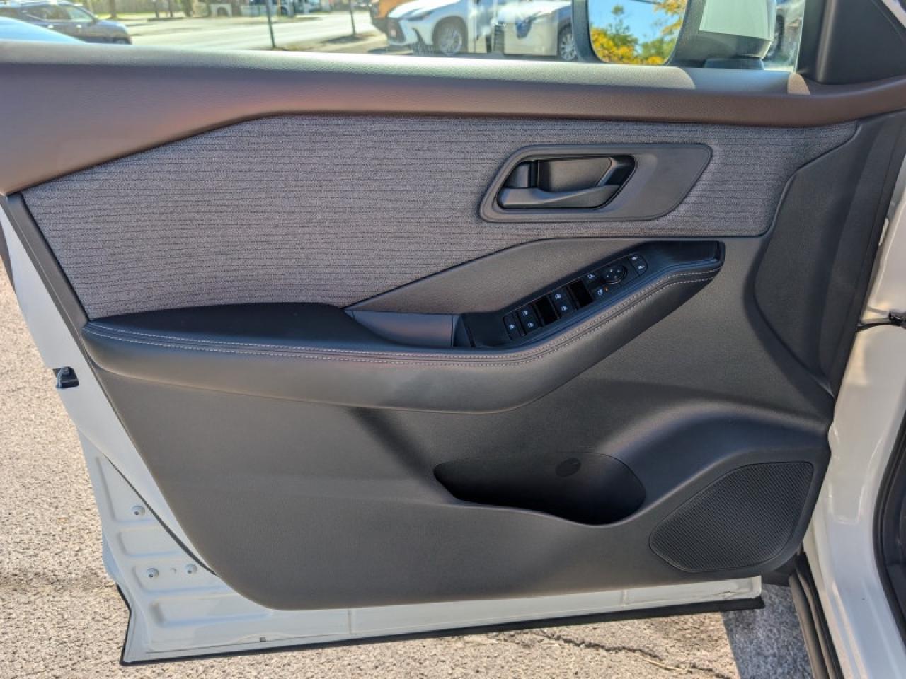 2022 Nissan Rogue S  **CAM - DUAL CLIM CTRL - HTD-SW** Photo