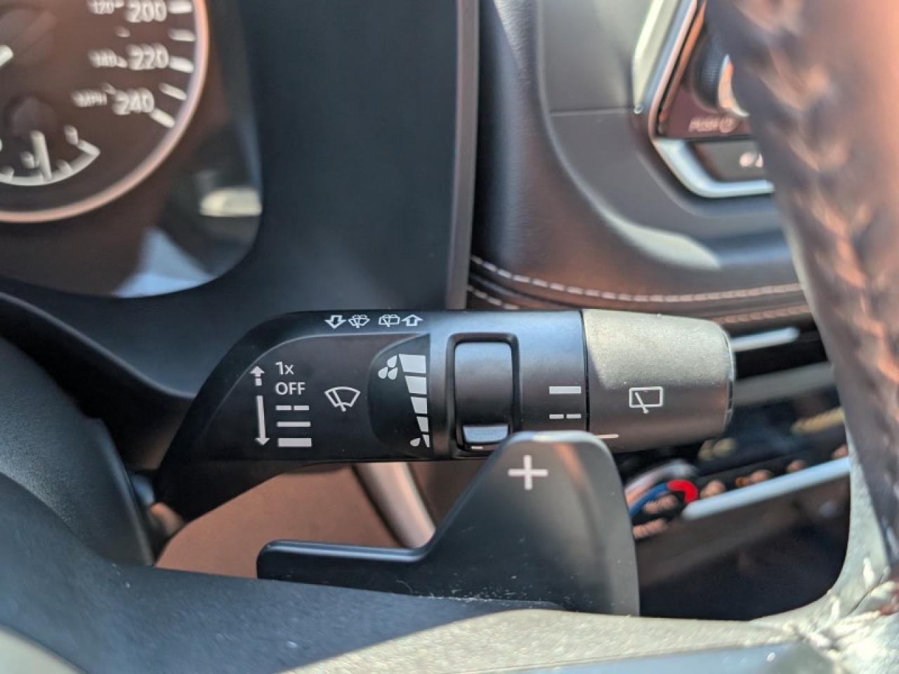 2022 Nissan Rogue S  **CAM - DUAL CLIM CTRL - HTD-SW** Photo