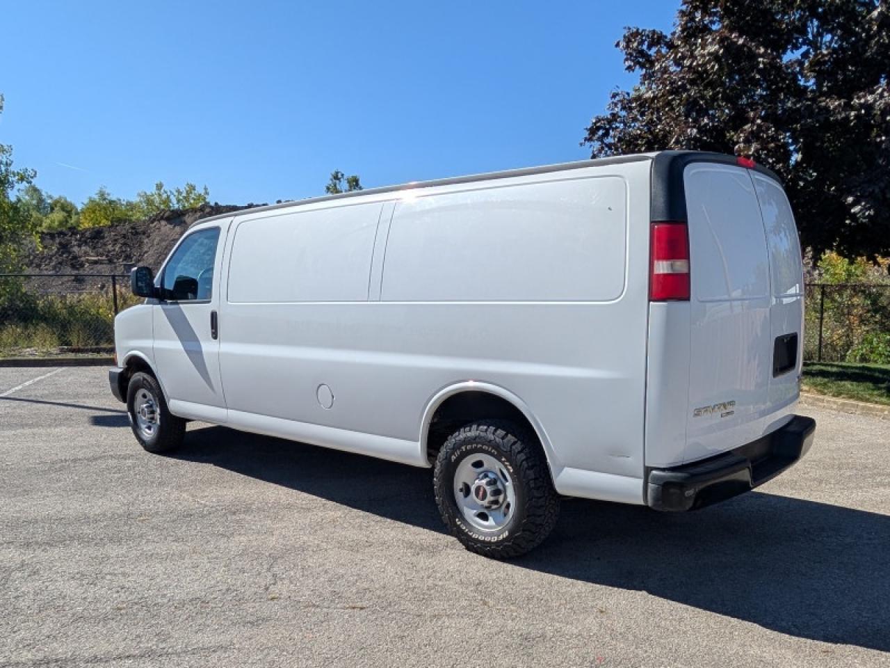 2013 GMC Savana Cargo Van Standard  **6.0L V8 ENGINE** Photo