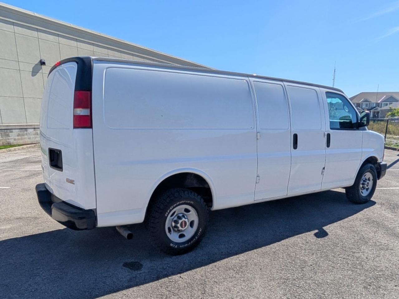 2013 GMC Savana Cargo Van Standard  **6.0L V8 ENGINE** Photo