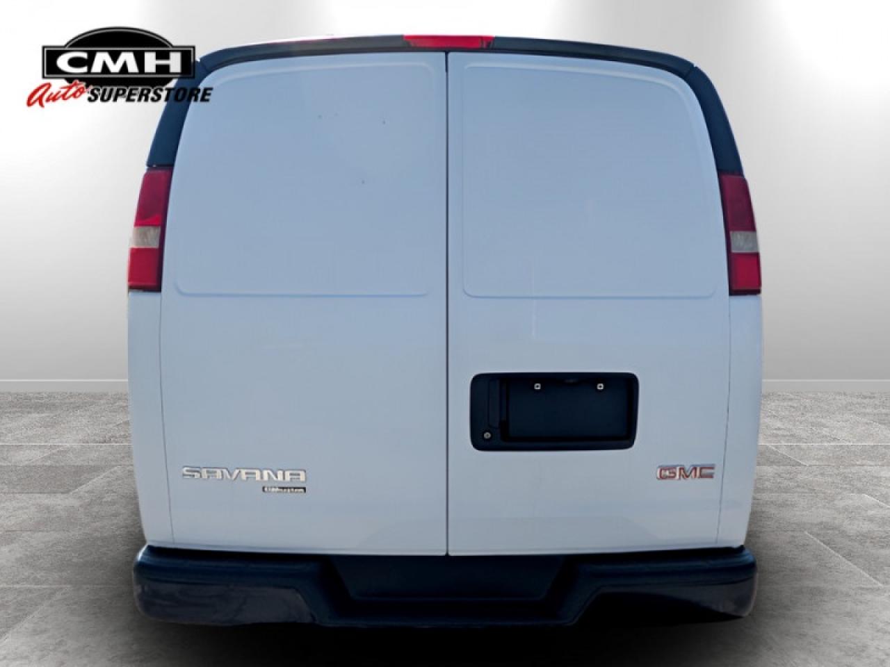 2013 GMC Savana Cargo Van Standard  **6.0L V8 ENGINE** Photo3