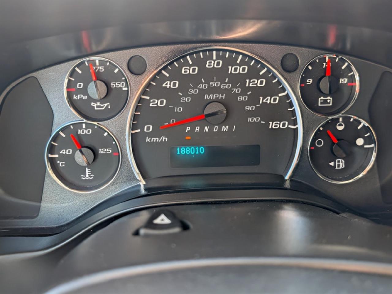 2013 GMC Savana Cargo Van 3500  **6.0L V8 ENGINE** Photo