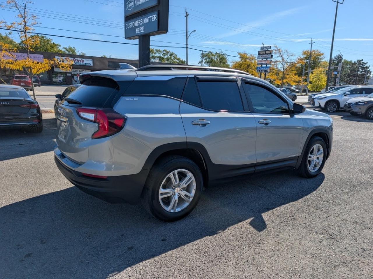 2023 GMC Terrain SLE  **POWER LIFTGATE** Photo