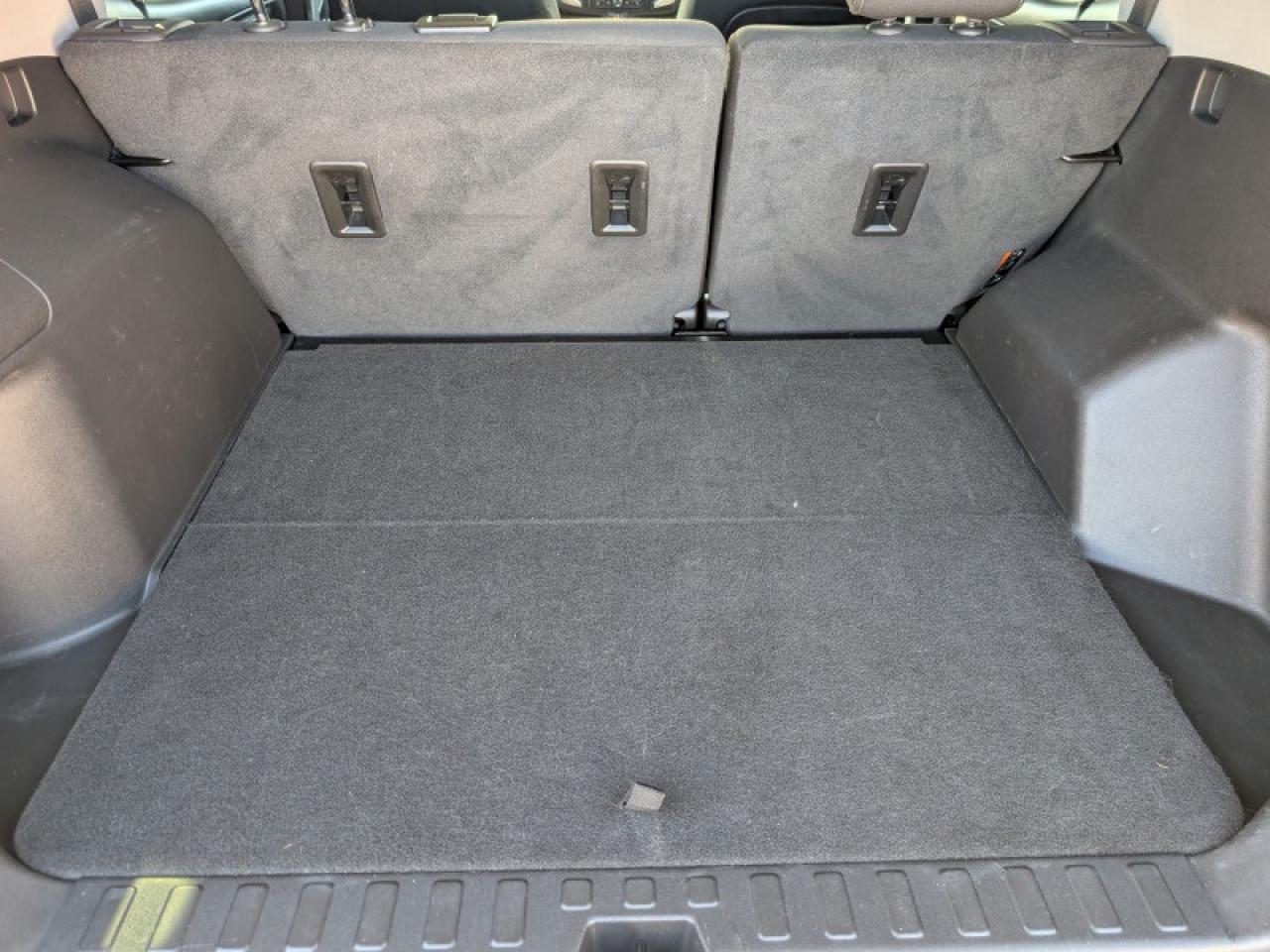 2023 GMC Terrain SLE  **POWER LIFTGATE** Photo
