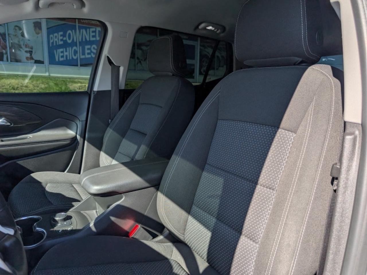2023 GMC Terrain SLE  **POWER LIFTGATE** Photo