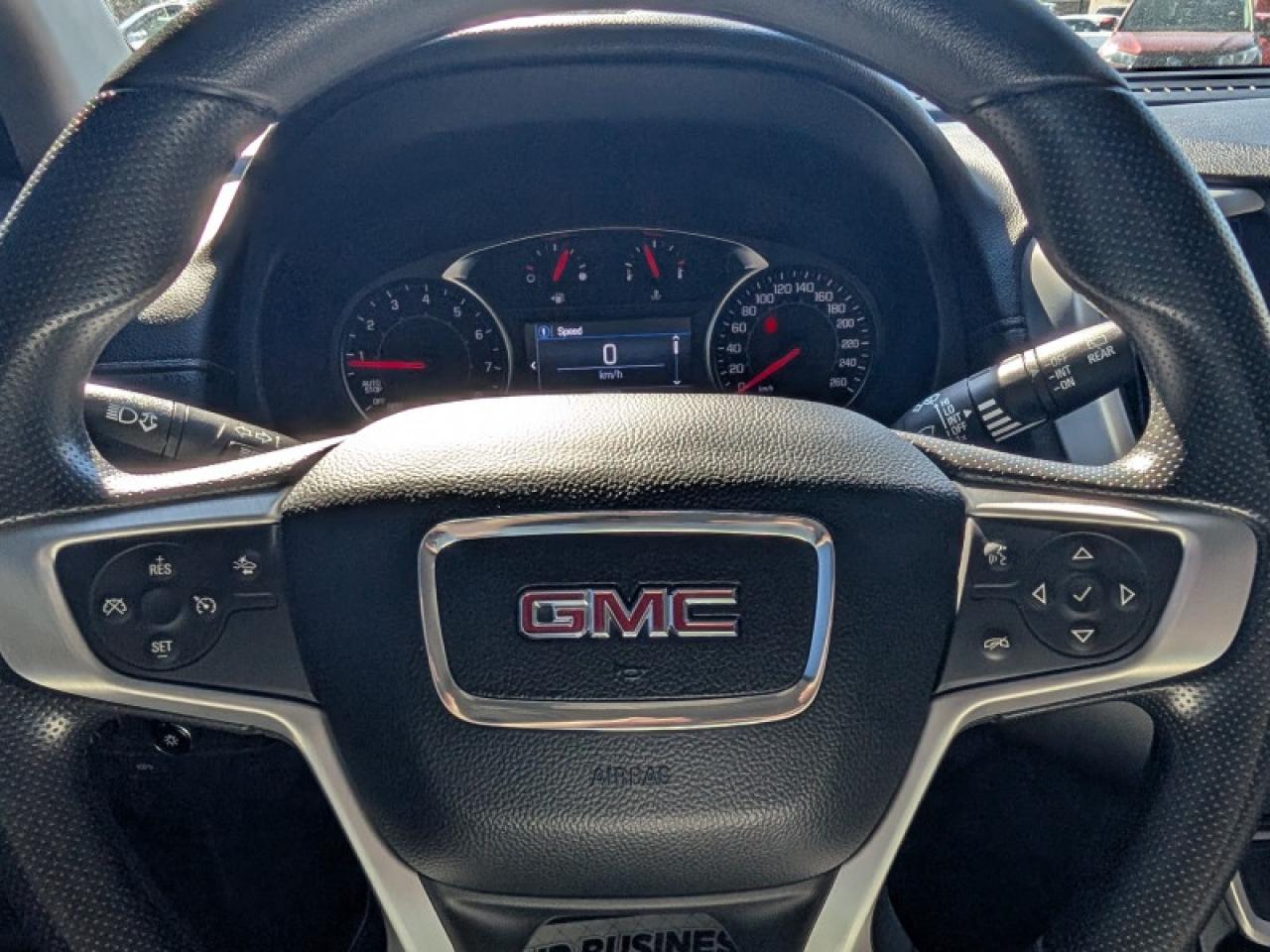 2023 GMC Terrain SLE  **POWER LIFTGATE** Photo