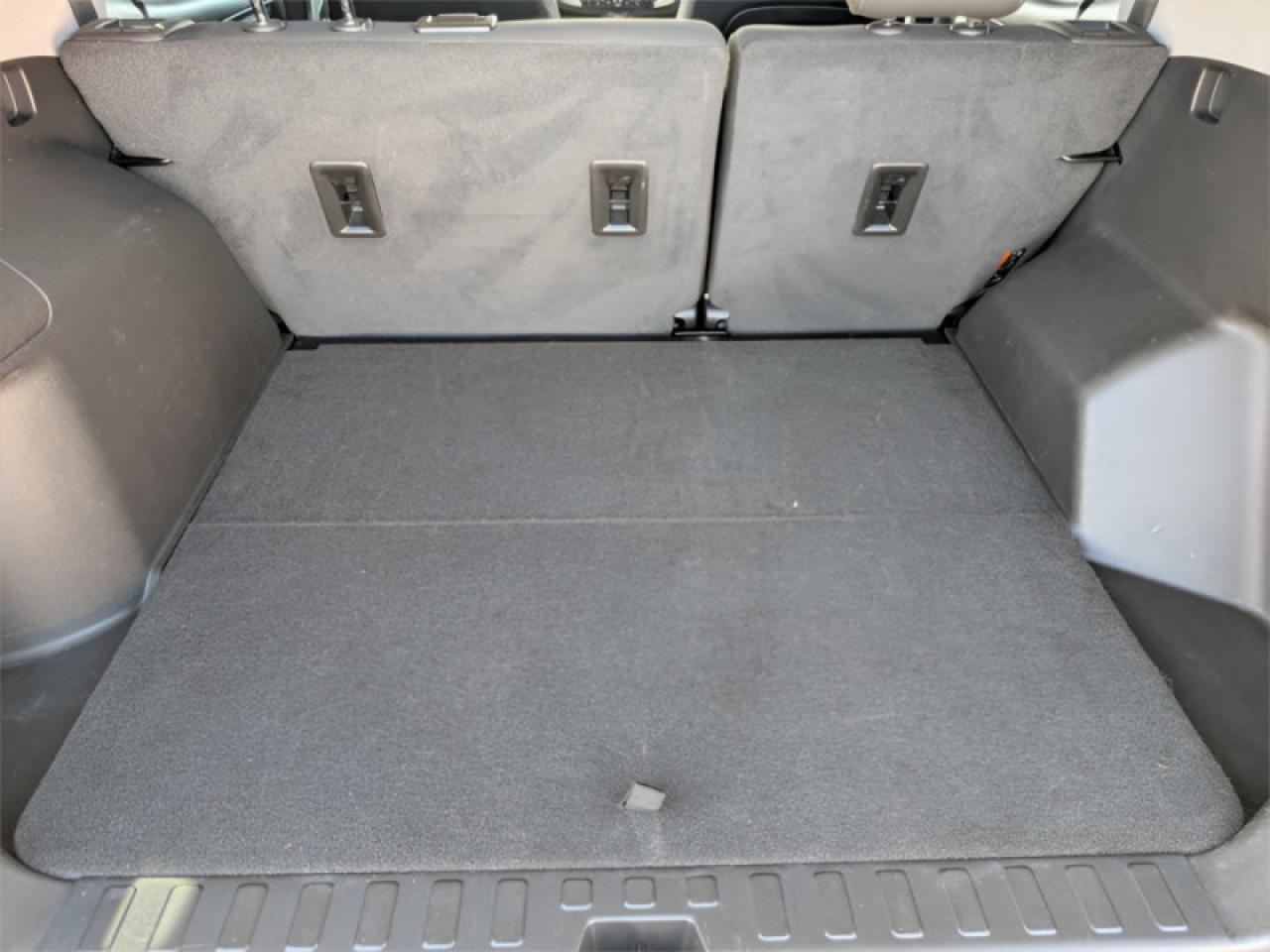 2023 GMC Terrain SLE  **POWER LIFTGATE** Photo