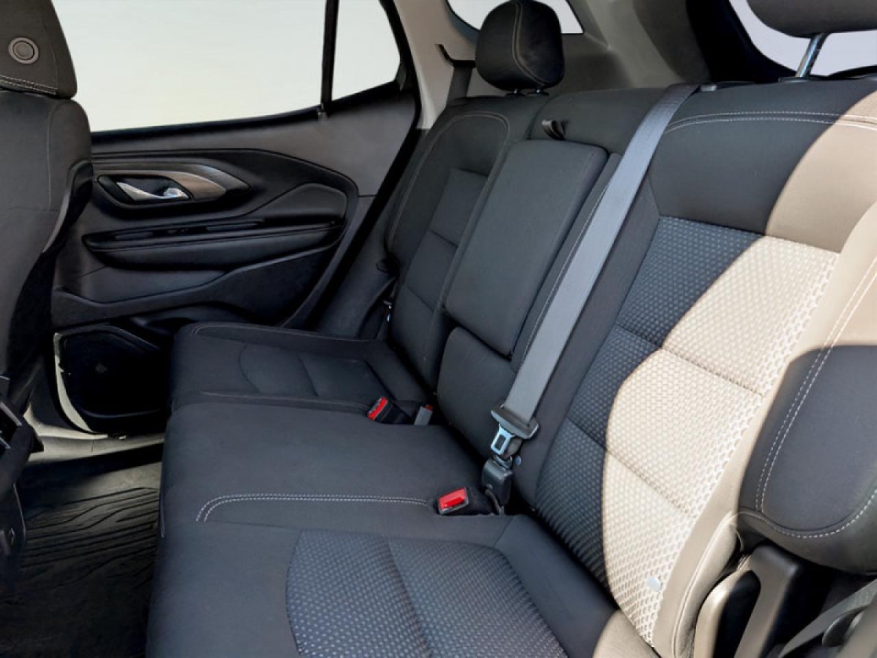 2023 GMC Terrain SLE  **POWER LIFTGATE** Photo