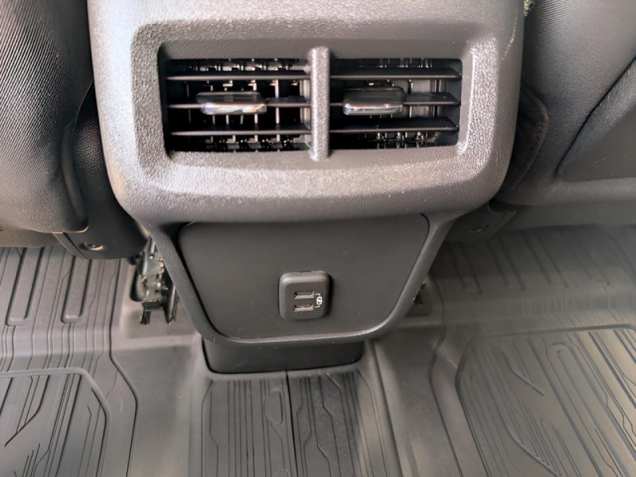 2023 GMC Terrain SLE  **POWER LIFTGATE** Photo