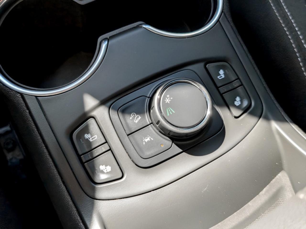 2023 GMC Terrain SLE  **POWER LIFTGATE** Photo