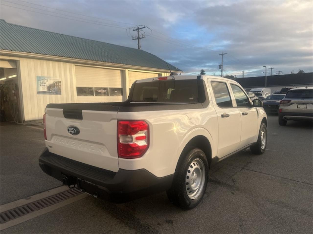 2026 Ford Maverick XL  - Tow Package Photo4