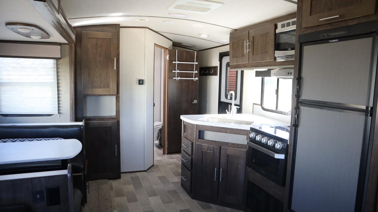 2019 CRUISE RV RADIANCE 26RE Photo5