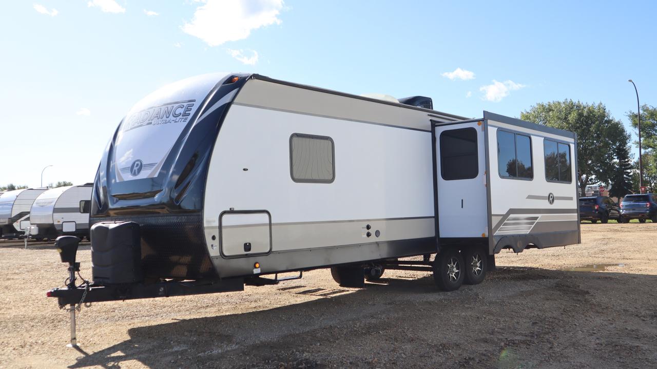 2019 CRUISE RV RADIANCE 26RE Photo2