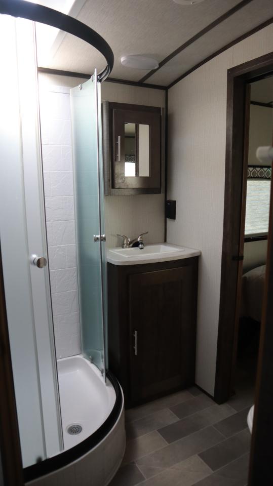 2019 CRUISE RV RADIANCE 26RE Photo5