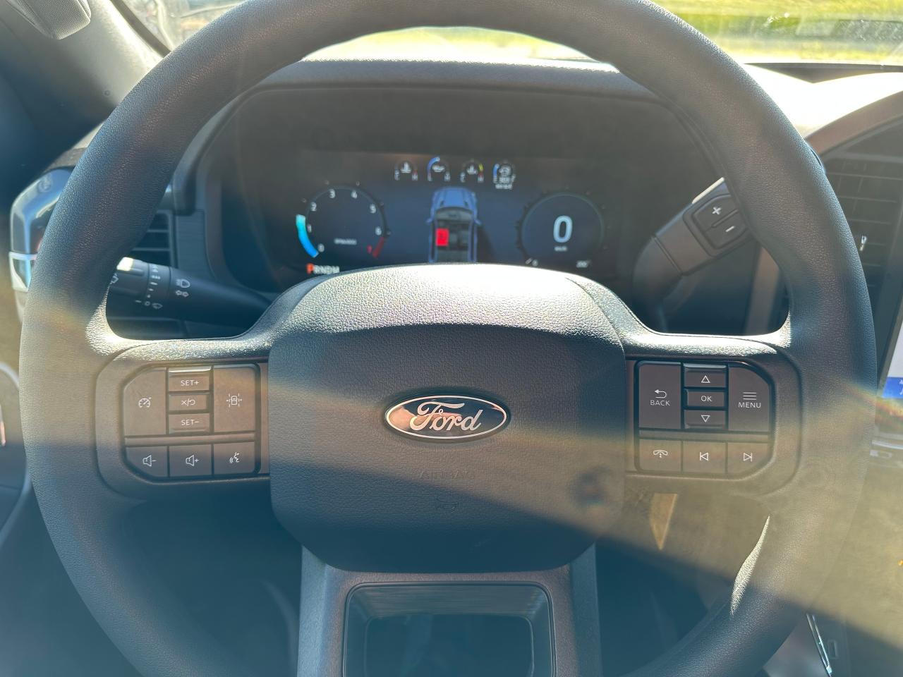 2025 Ford F-150 STX 4WD SuperCrew 5.5' Box 201A Photo5