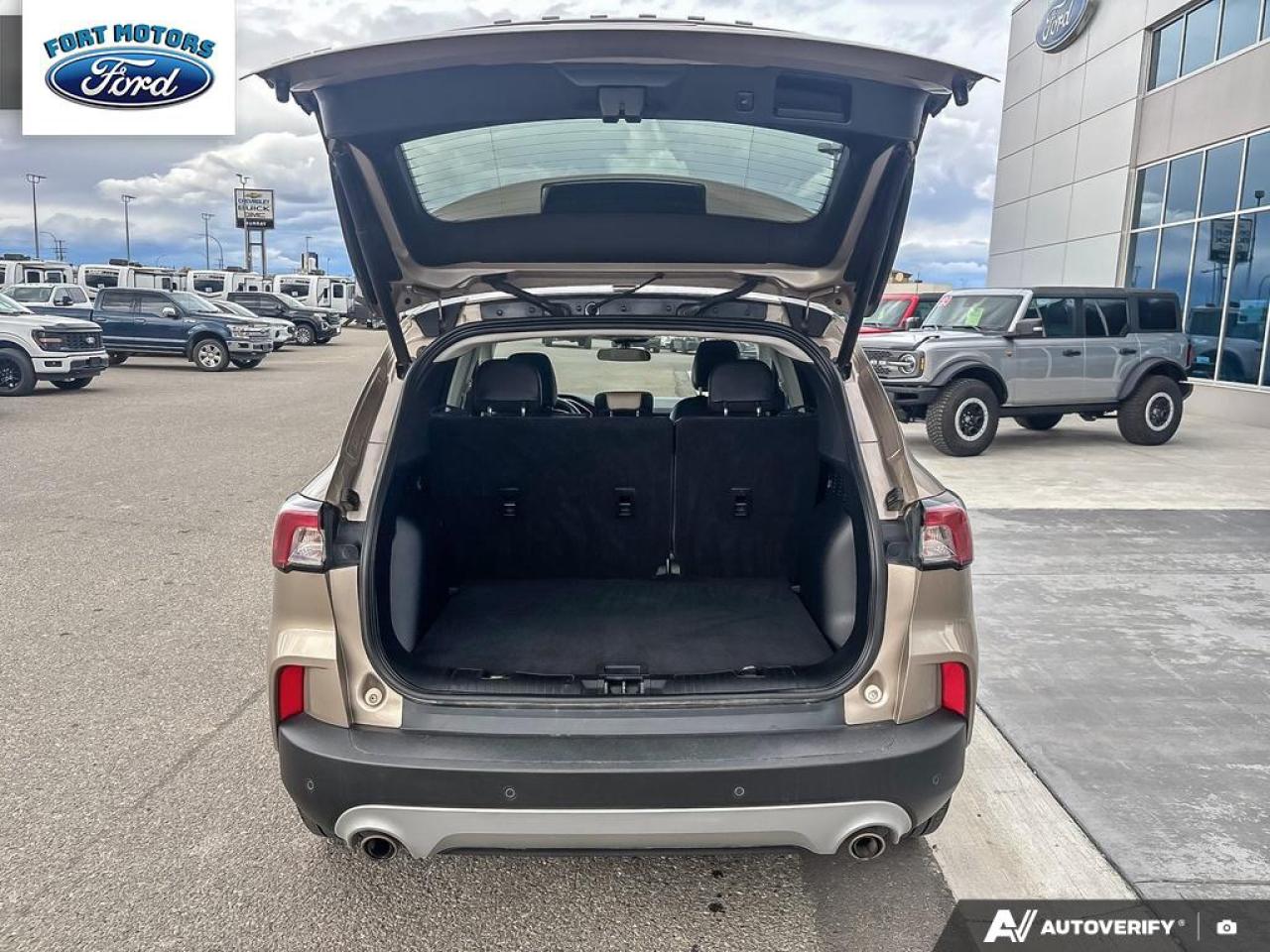 2021 Ford Escape 4DR SEL FWD Photo5