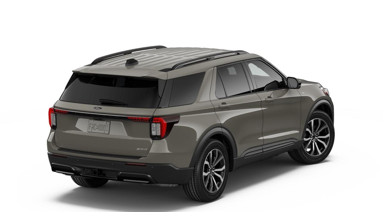 2026 Ford Explorer ST-Line Photo
