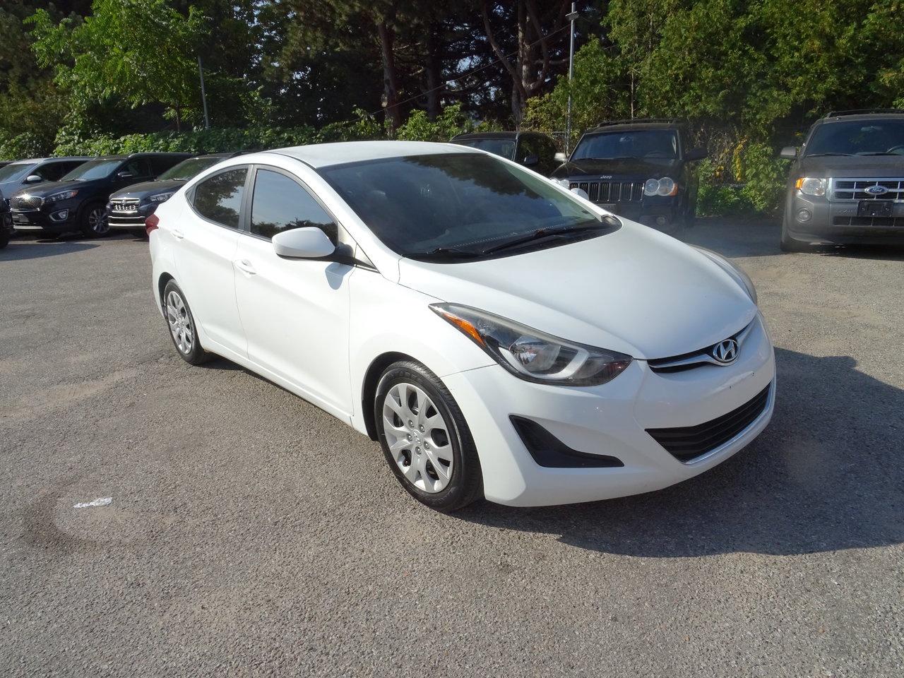 2016 Hyundai Elantra GL - Photo #4