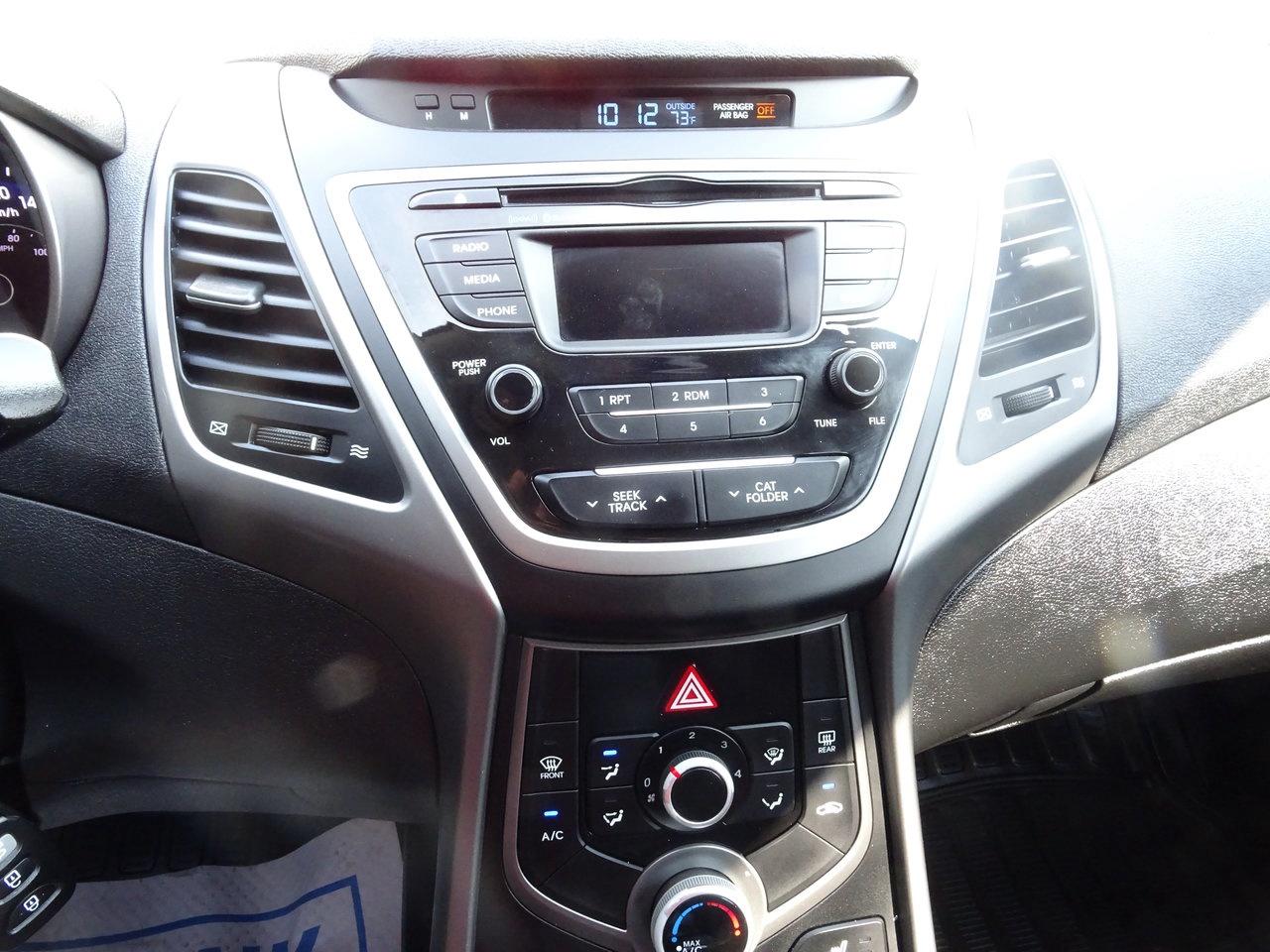 2016 Hyundai Elantra GL - Photo #15